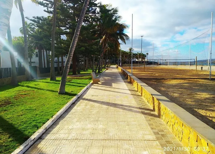 아파트 Inviting 1-bed On Castillo Mar